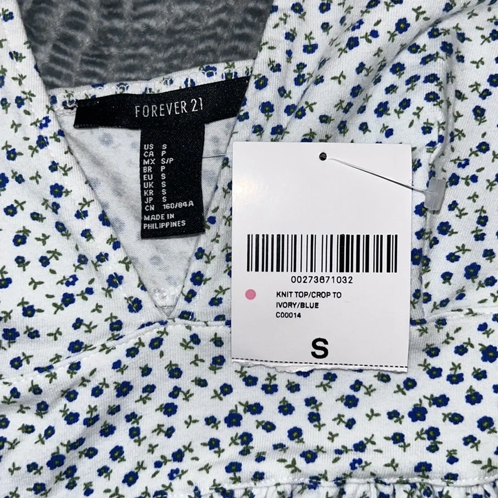 Floral crop top - Picture 3 of 3